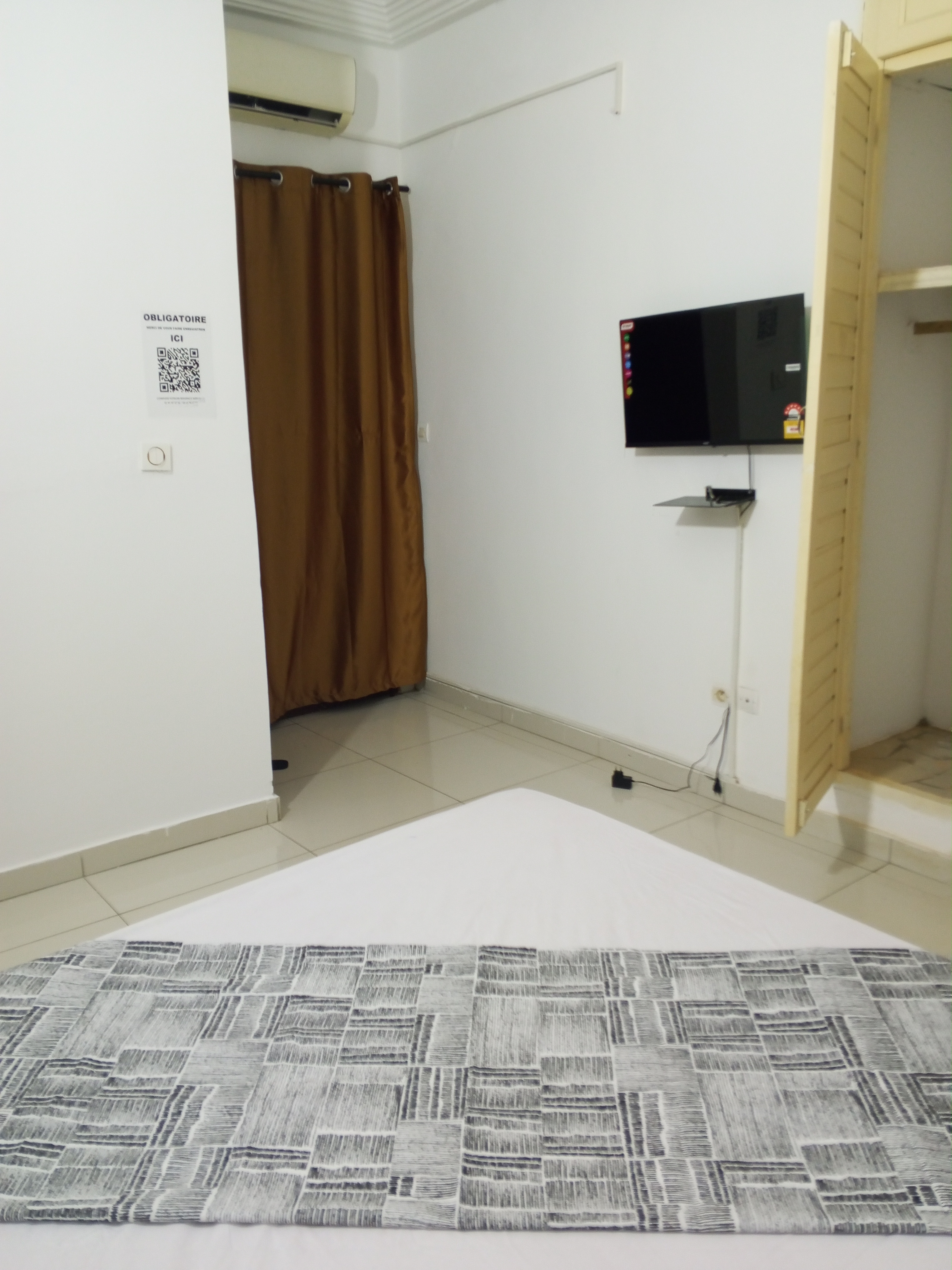 STUDIO N°110 AVEC CUISINE