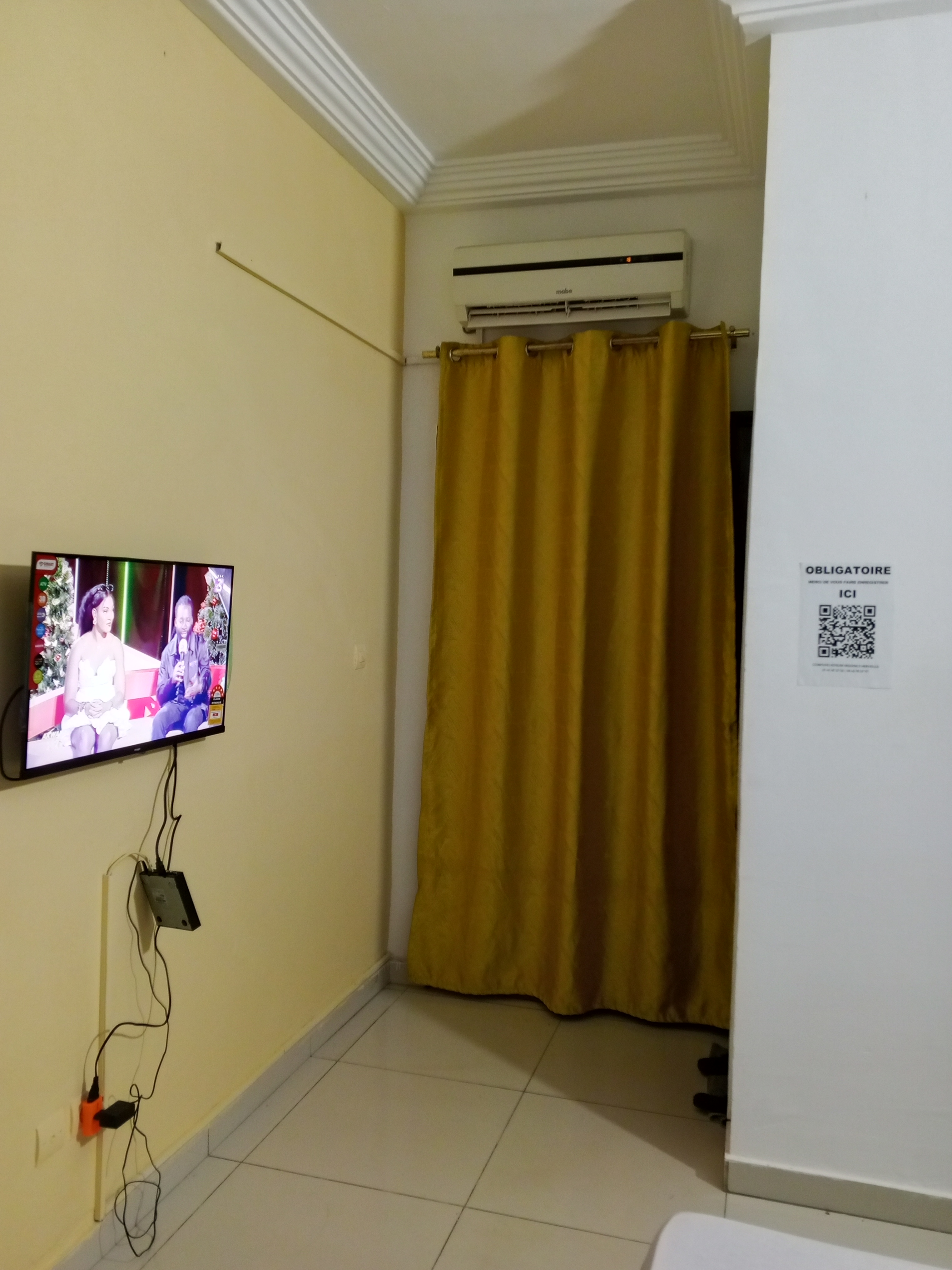 STUDIO N°111 AVEC CUISINE