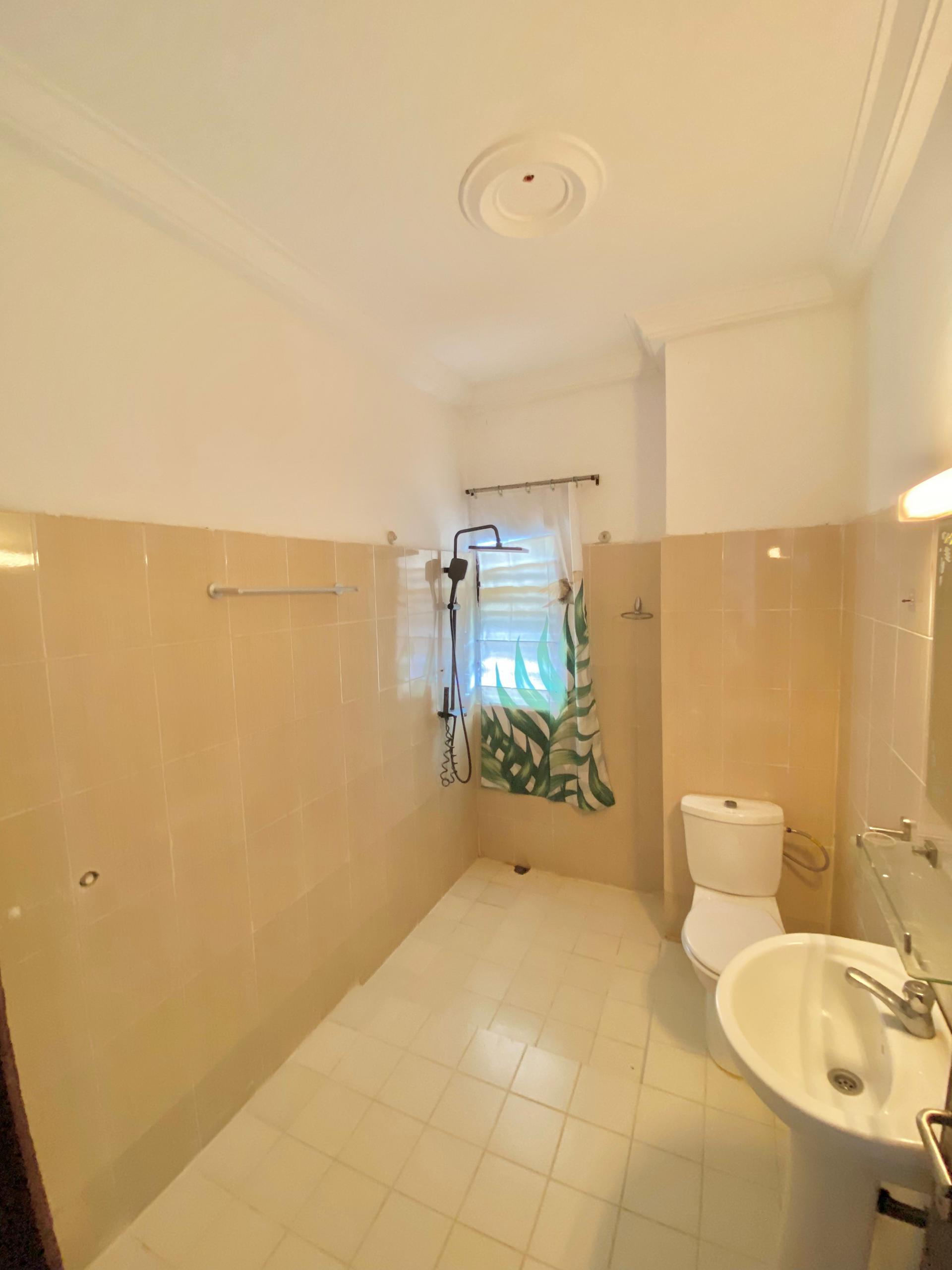 CHAMBRE N°102 RESIDENCE MERVEILLE 