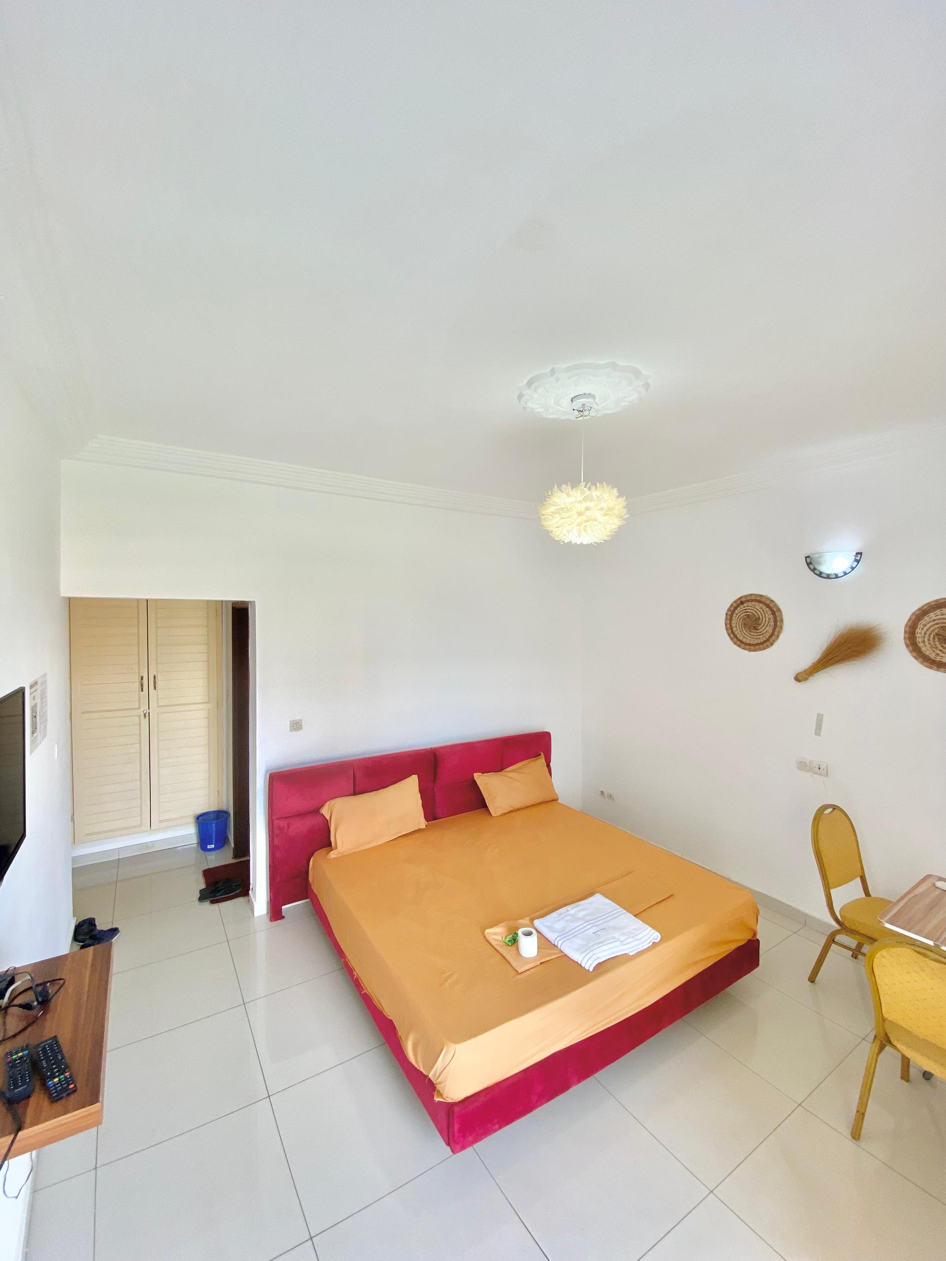 CHAMBRE N°108  RESIDENCE MERVEILLE 